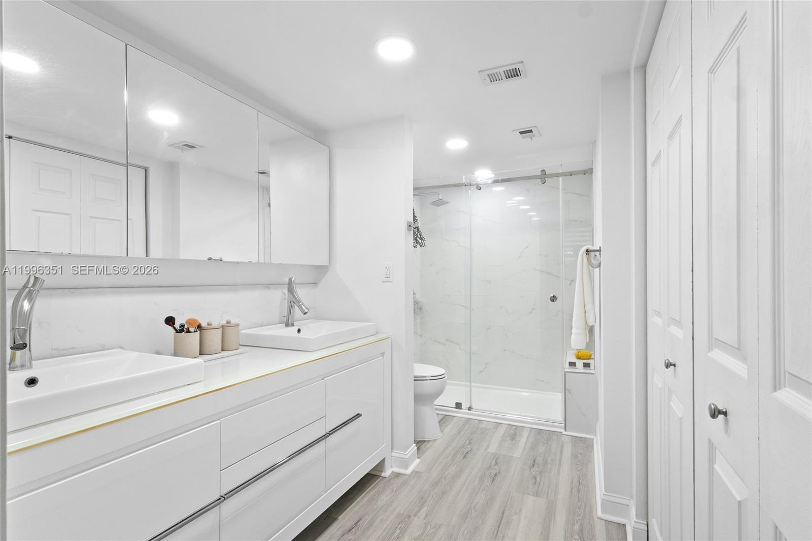 COLONY POINT 4 CONDO - Residential