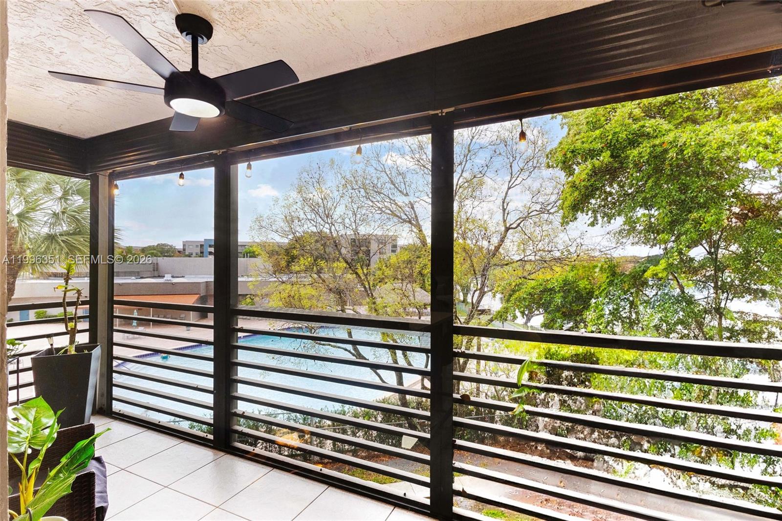 COLONY POINT 4 CONDO - Residential