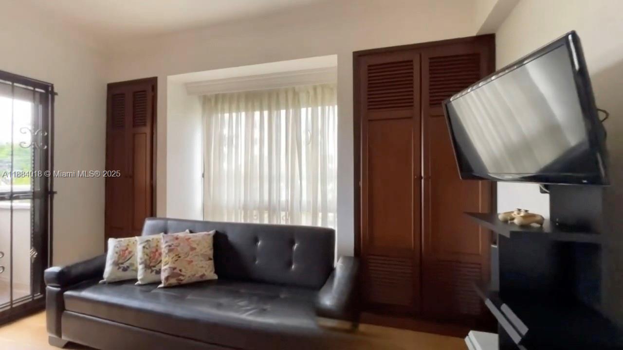 Bosques del Pinar - Residential