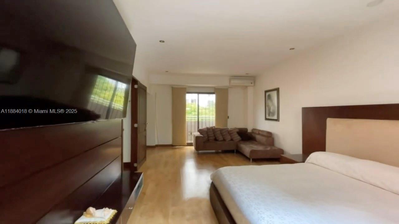 Bosques del Pinar - Residential