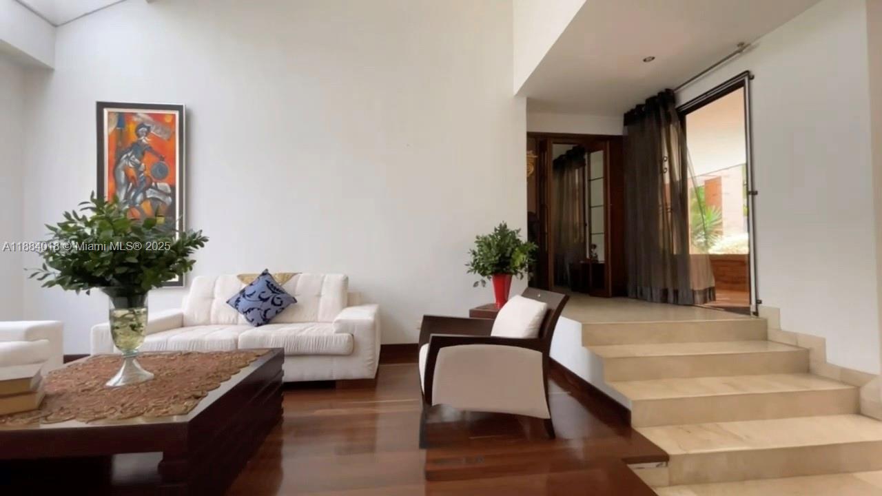 Bosques del Pinar - Residential
