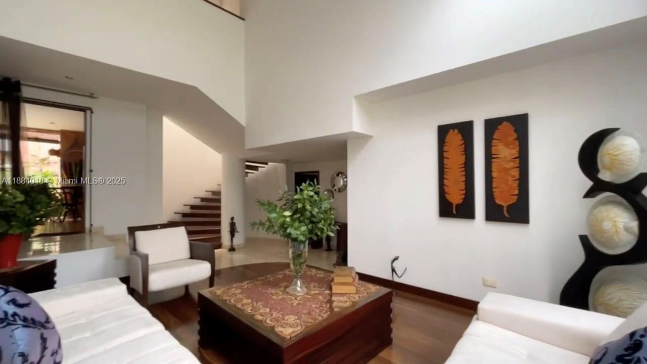 Bosques del Pinar - Residential