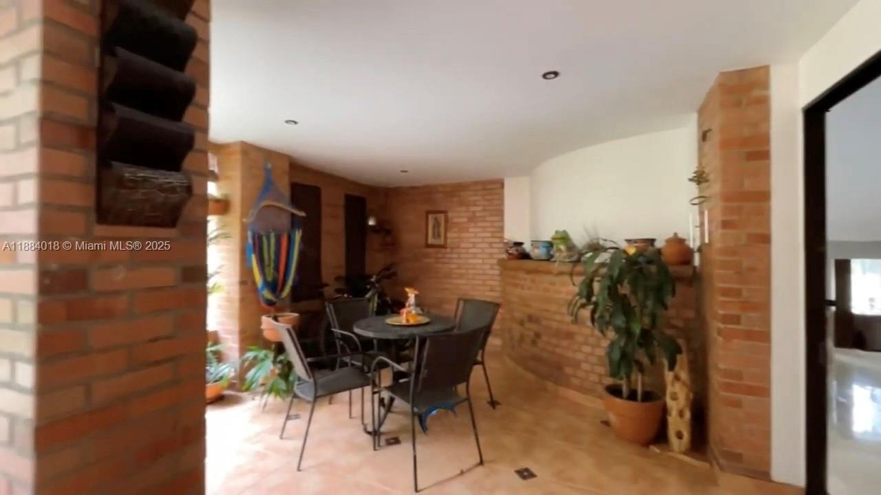 Bosques del Pinar - Residential