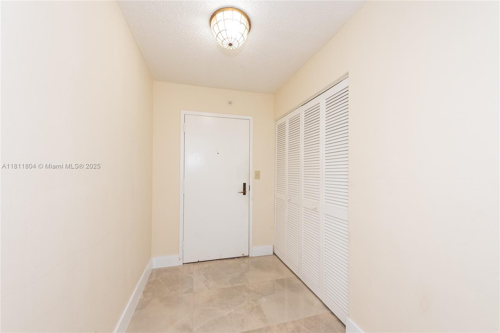600 Biltmore Way 1014