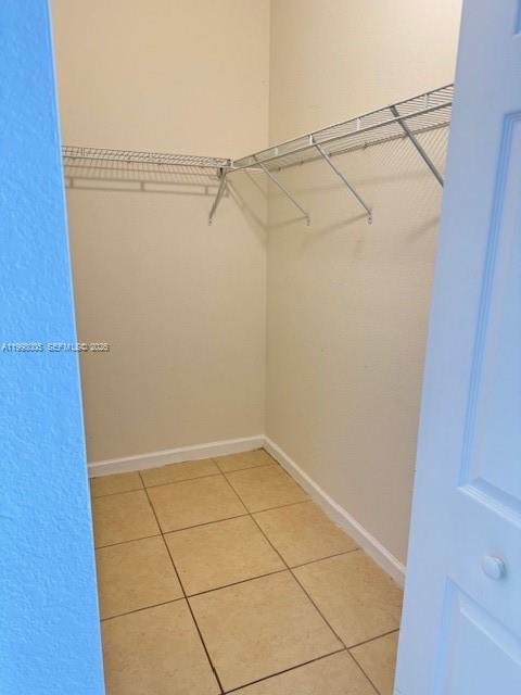 KENDALL COMMONS TOWNHOMES - Residential Lease