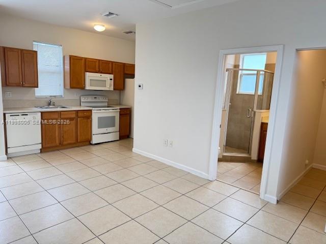 KENDALL COMMONS TOWNHOMES - Residential Lease