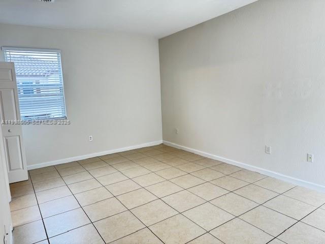 KENDALL COMMONS TOWNHOMES - Residential Lease