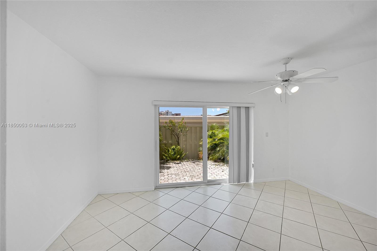 OCEAN BAY CLUB CONDO - Residential Lease