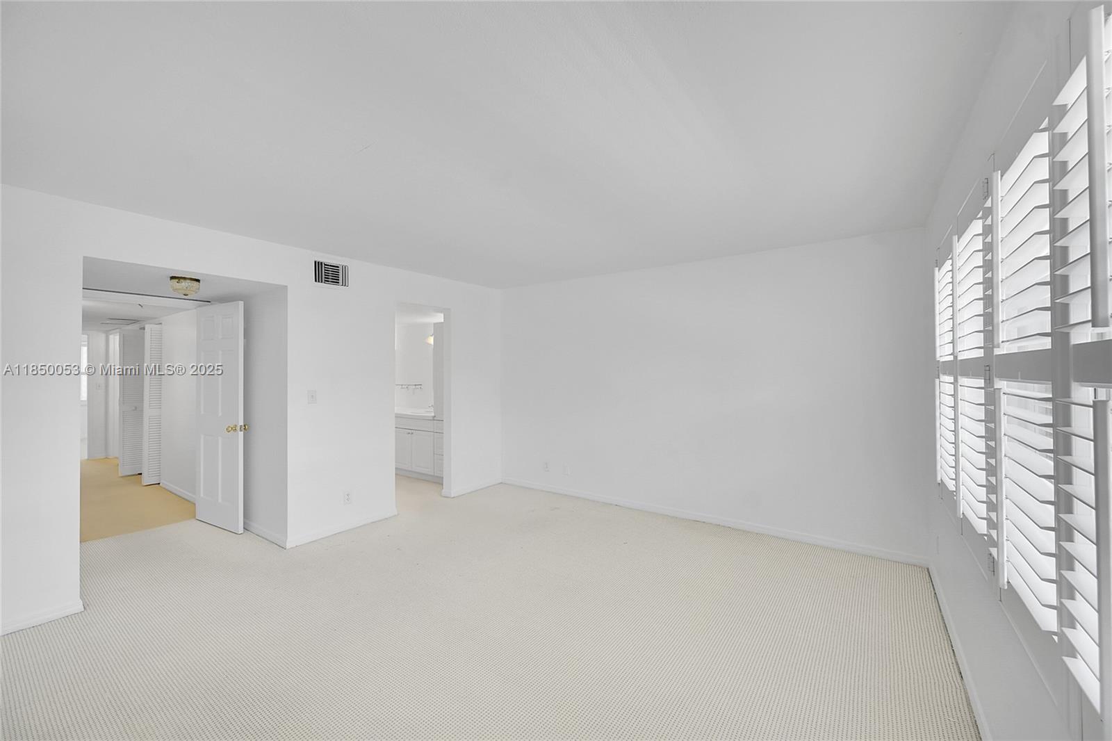 OCEAN BAY CLUB CONDO - Residential Lease