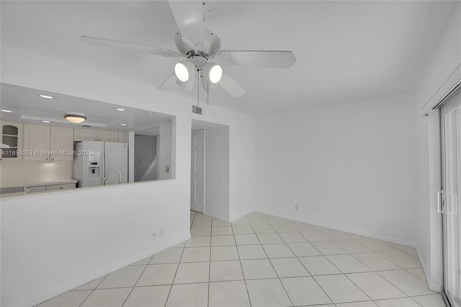 OCEAN BAY CLUB CONDO - Residential Lease