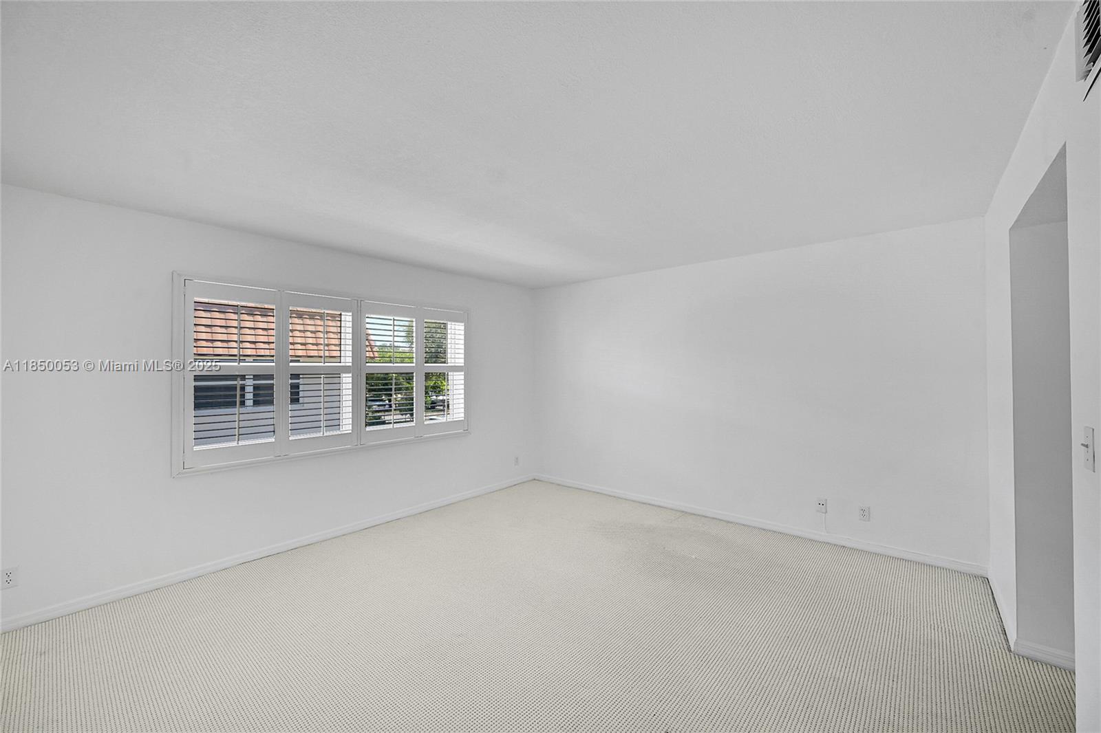 OCEAN BAY CLUB CONDO - Residential Lease