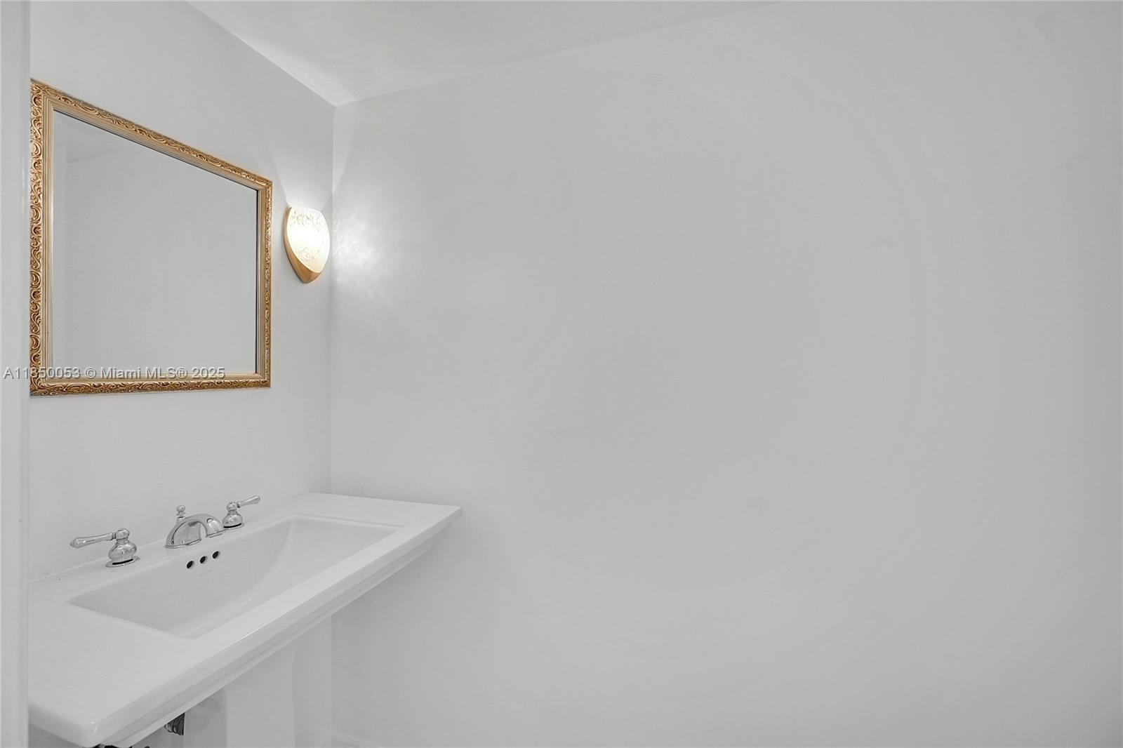 OCEAN BAY CLUB CONDO - Residential Lease
