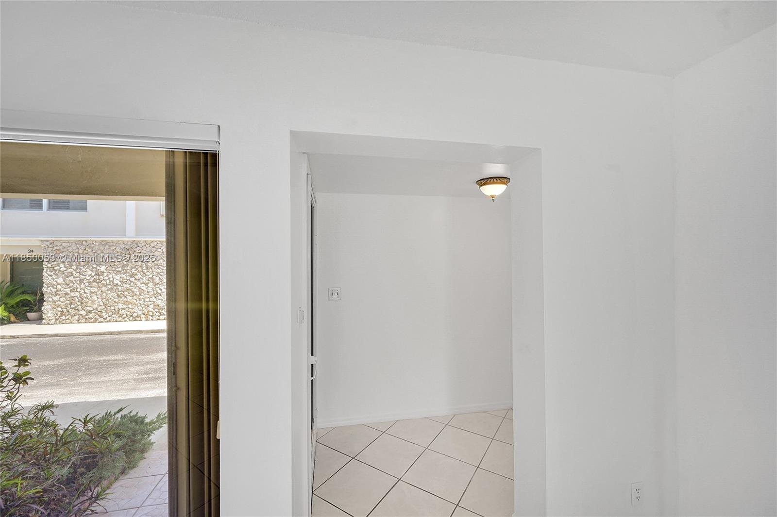 OCEAN BAY CLUB CONDO - Residential Lease