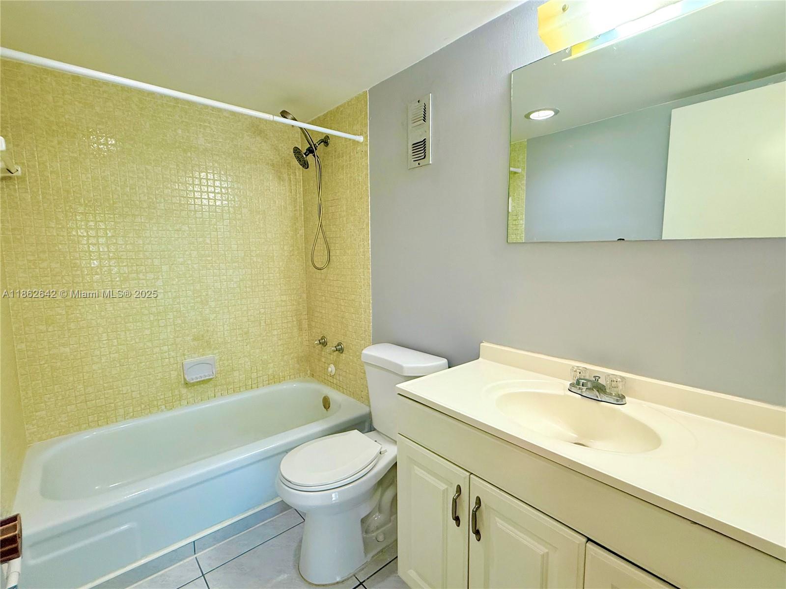 WATERGATE CONDOMINIUM NO - Residential Lease