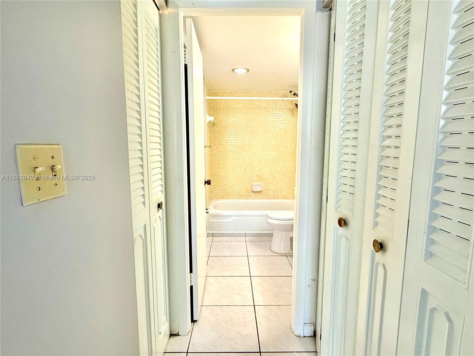 WATERGATE CONDOMINIUM NO - Residential Lease