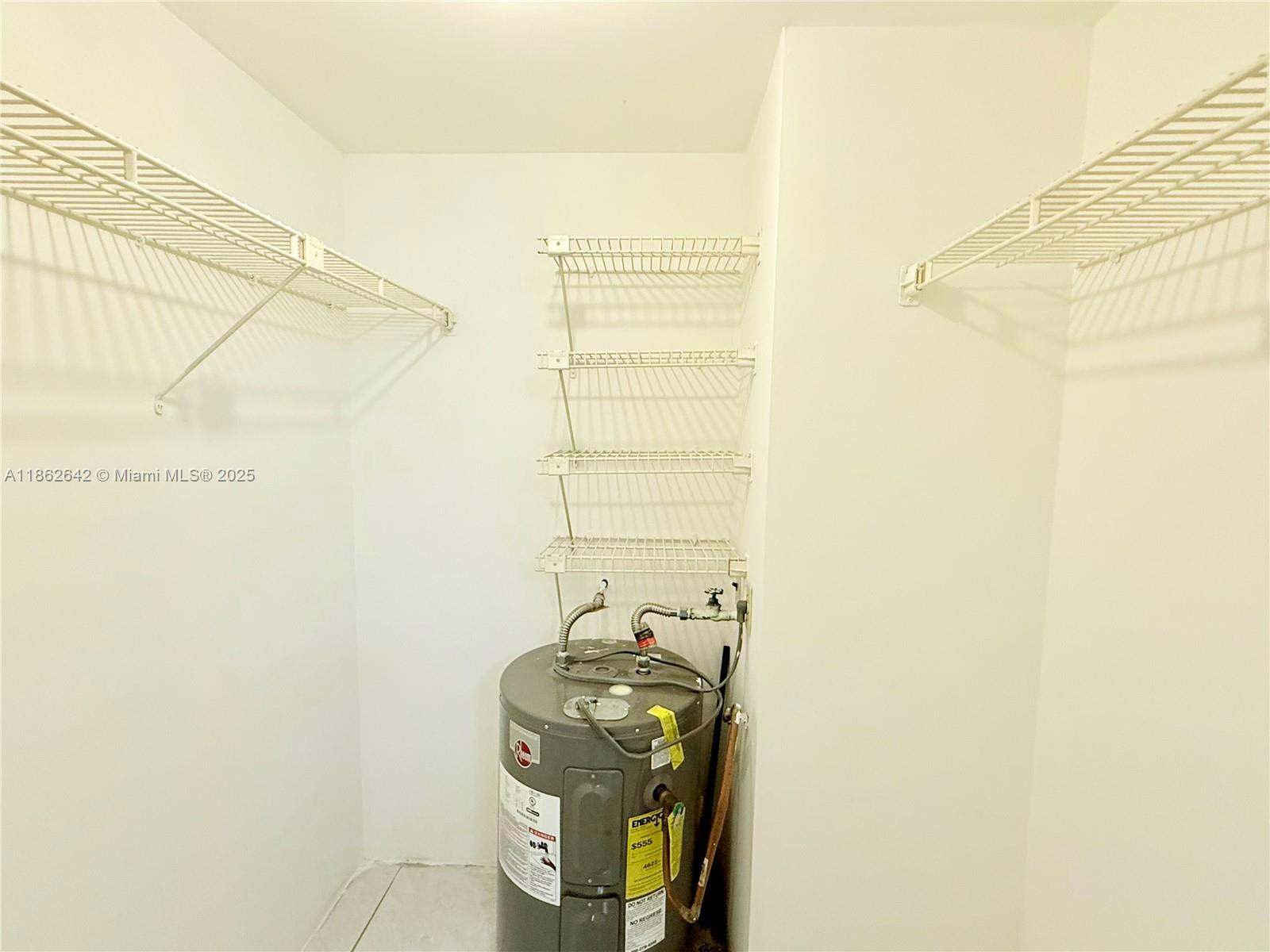 WATERGATE CONDOMINIUM NO - Residential Lease