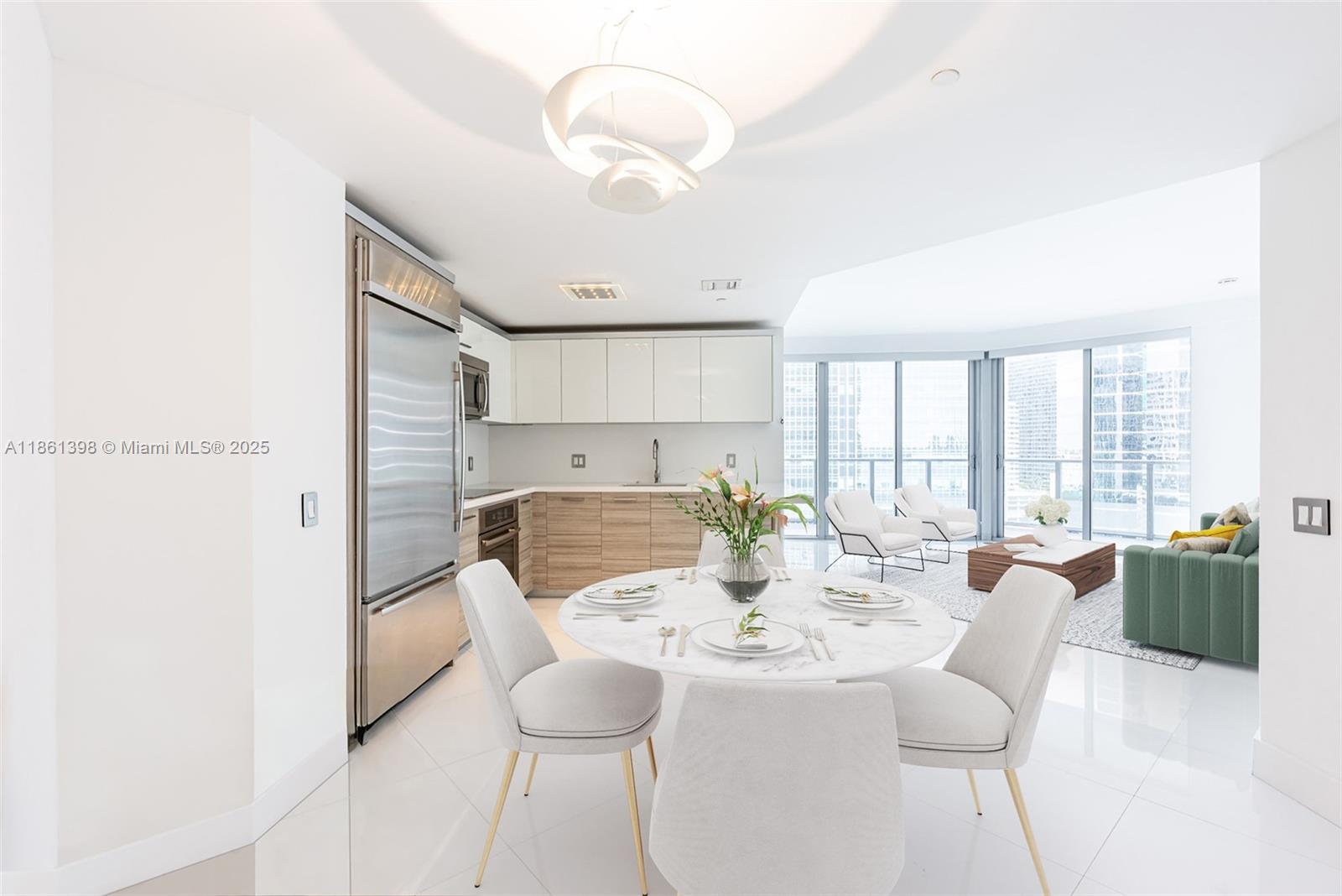 1300 Brickell Bay Dr 1802