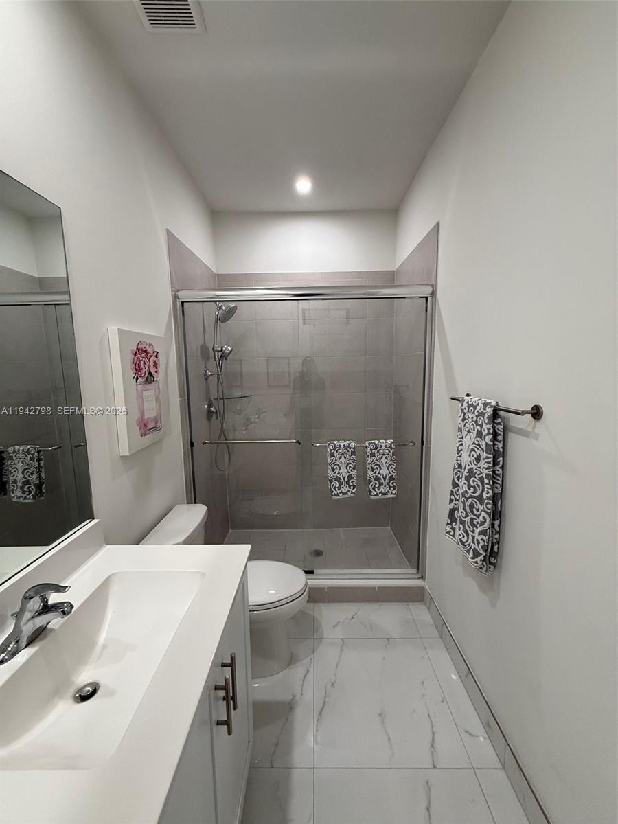 VIA VENTURA NEIGHBORHOOD - Residential Lease