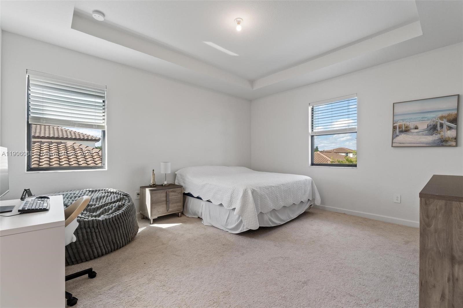 ESTATES AT SILVER PALM - Residential