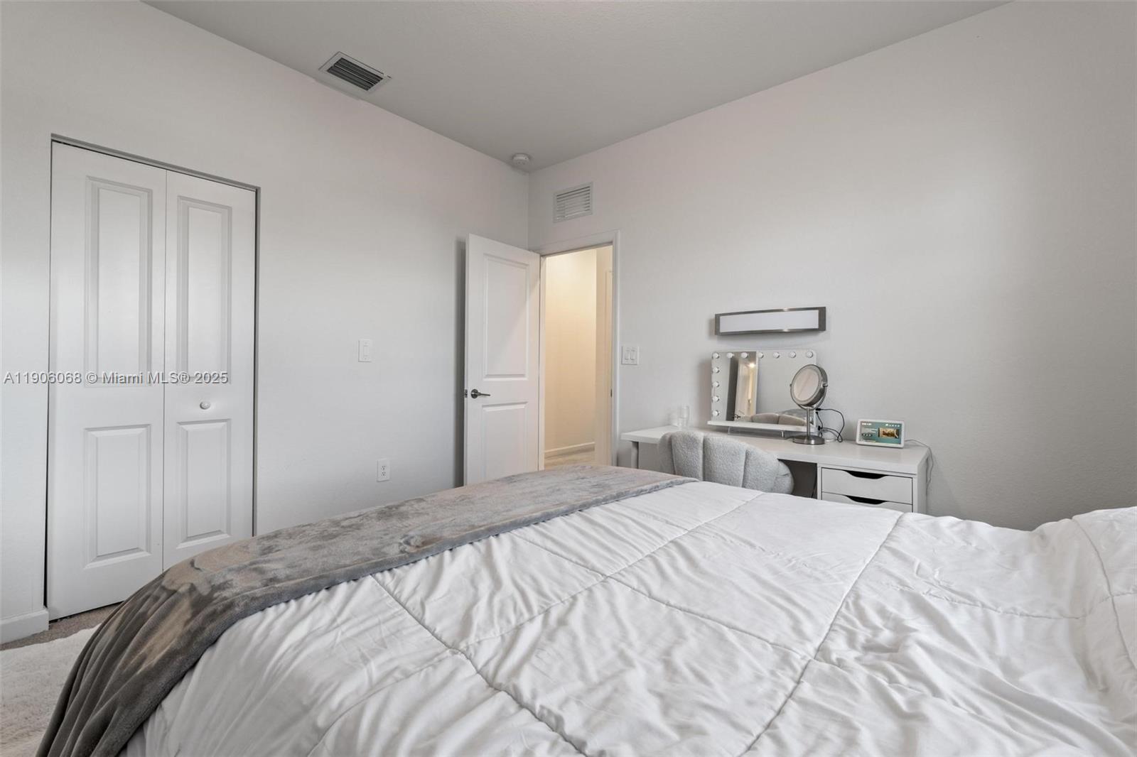 ESTATES AT SILVER PALM - Residential