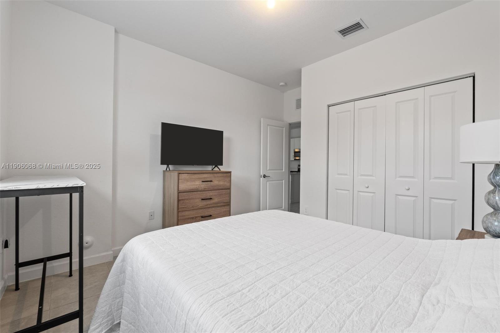 ESTATES AT SILVER PALM - Residential