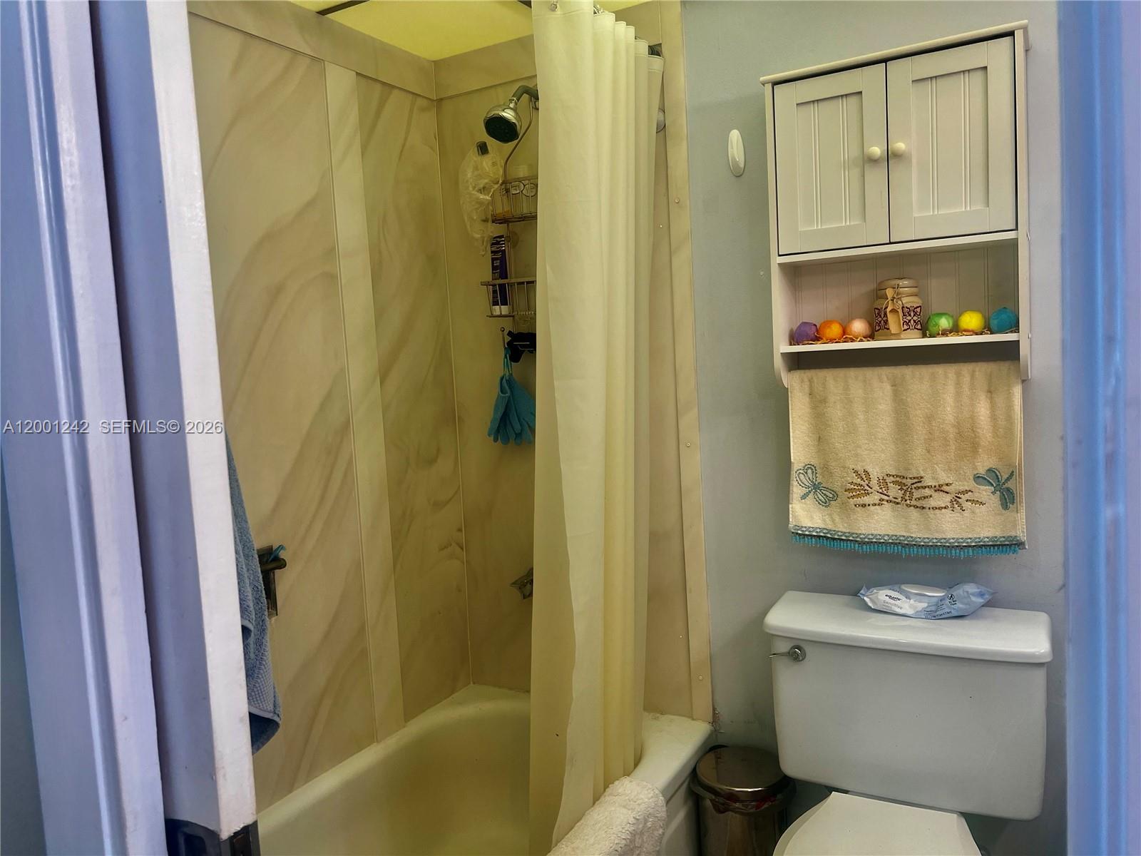 GREENS OF INVERRARY PHASE - Residential