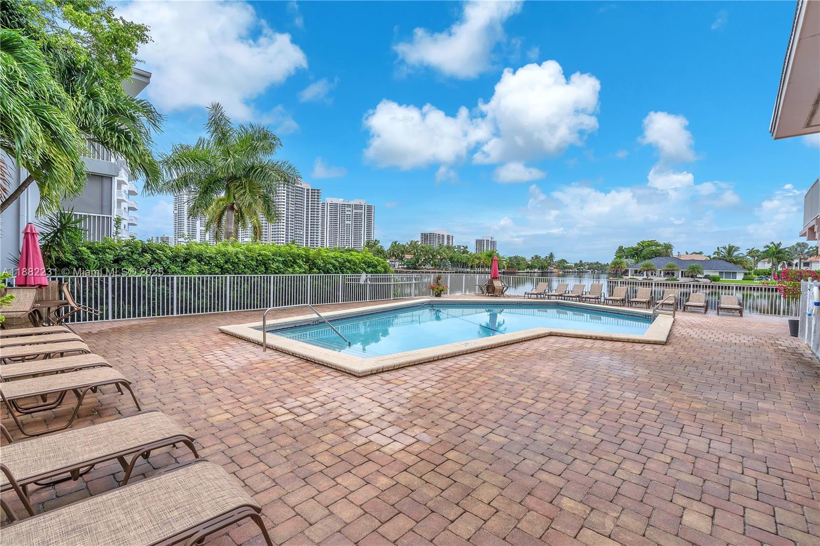 CLIFTON CONDO - Residential