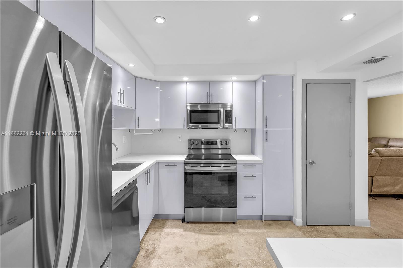 CLIFTON CONDO - Residential