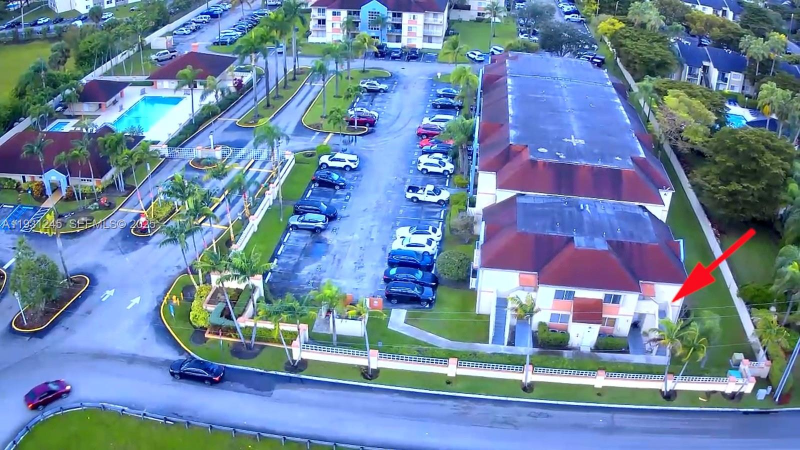 VILLA RUSTICA I CONDO - Residential