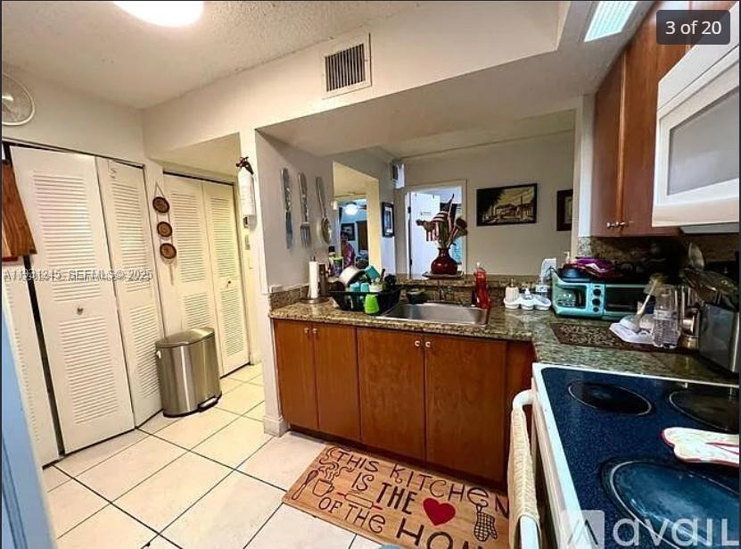 VILLA RUSTICA I CONDO - Residential