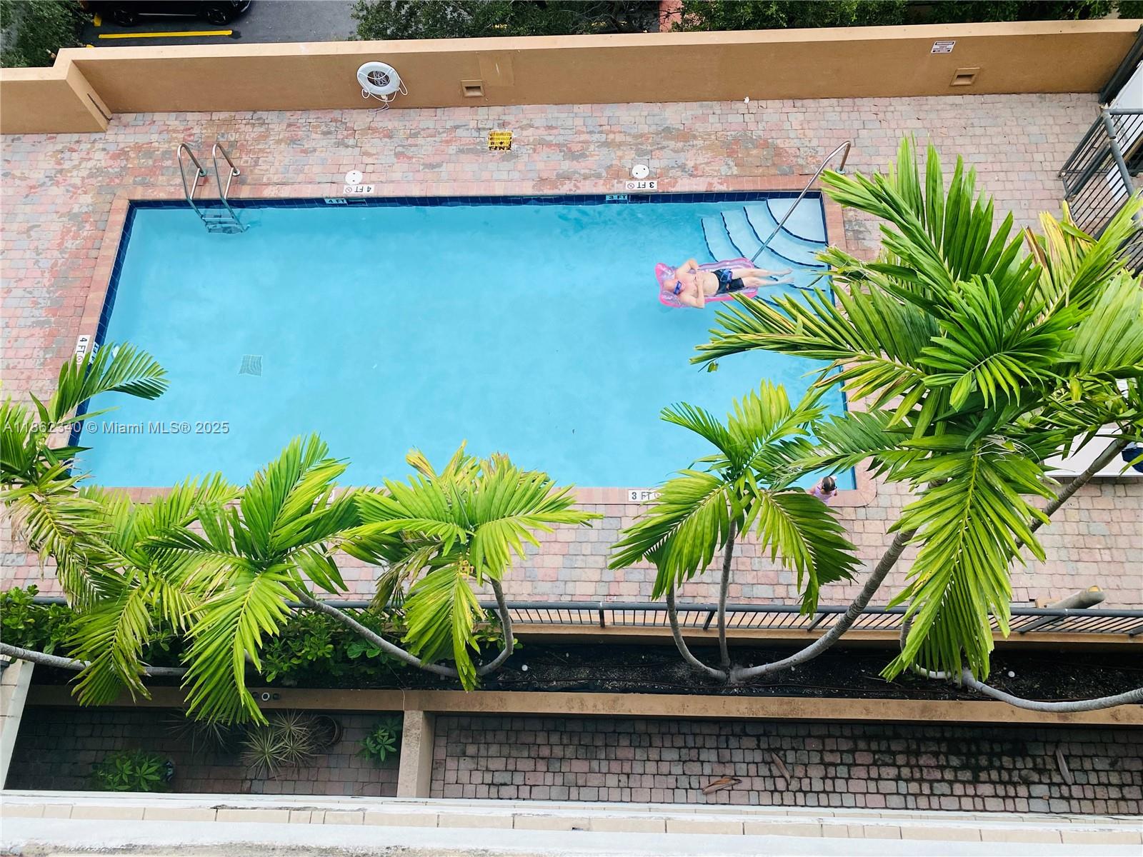 CORAL POINTE CONDO - Residential