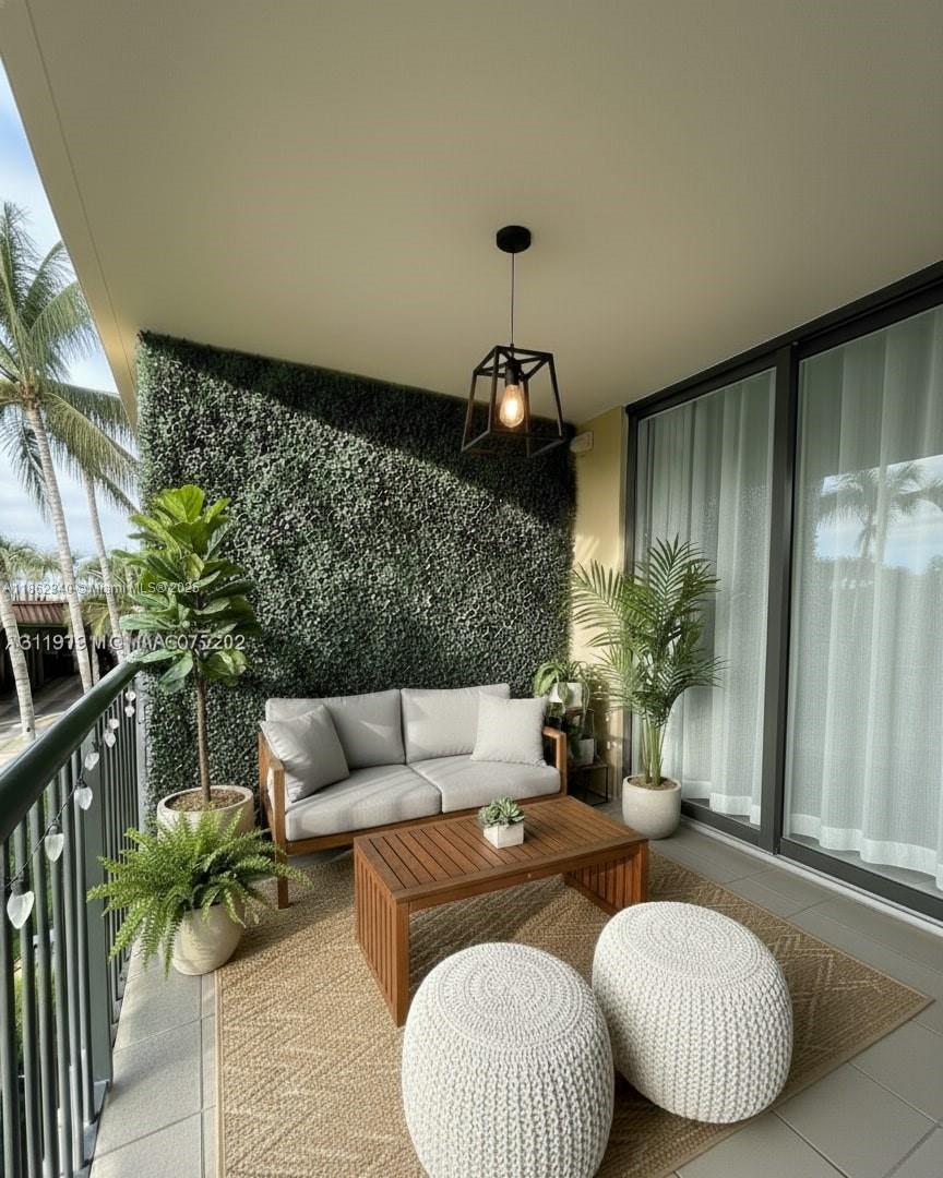 CORAL POINTE CONDO - Residential