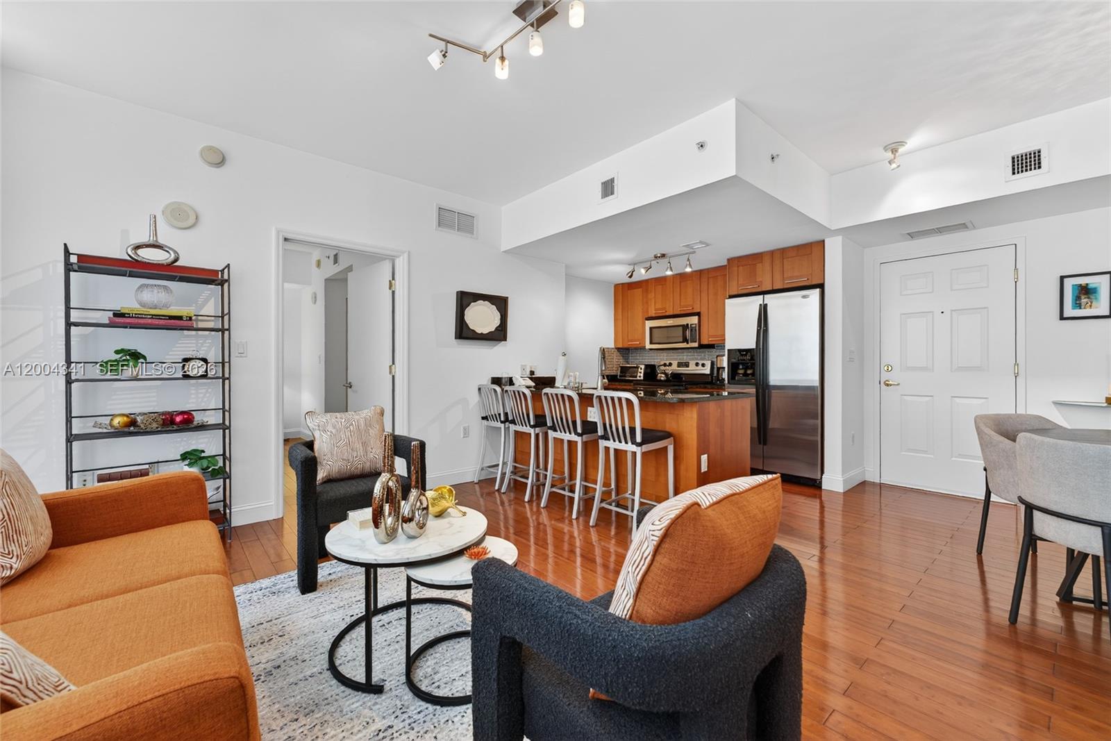 ONE VILLAGE PLACE CONDO - Residential