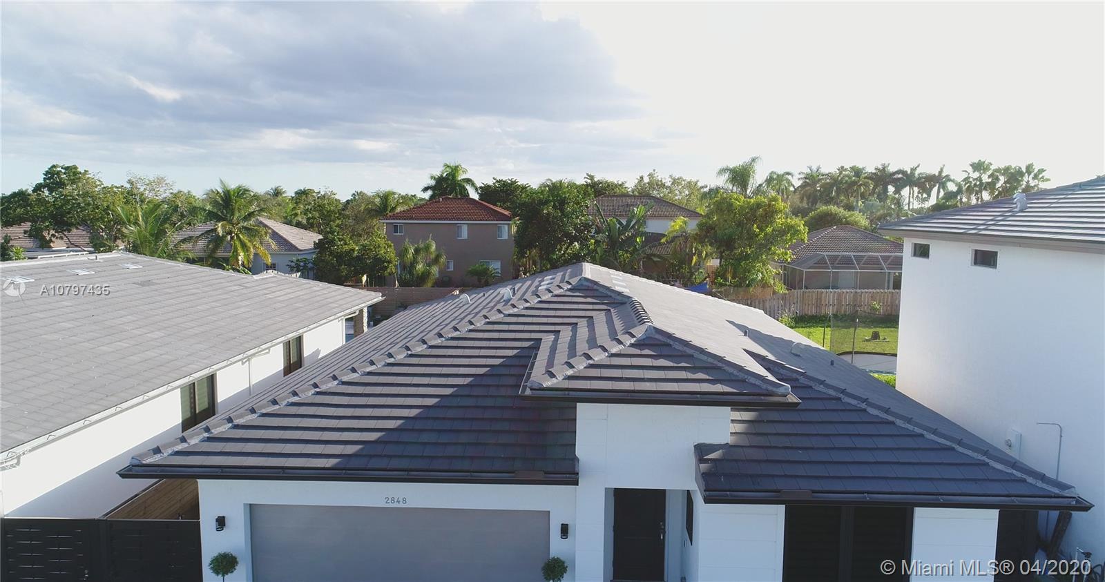 PALM RIDGE GARDENS - Residential