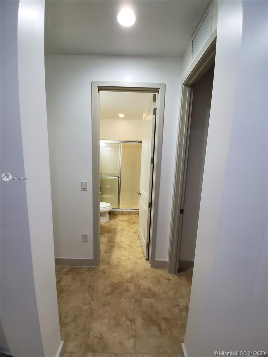 PALM RIDGE GARDENS - Residential