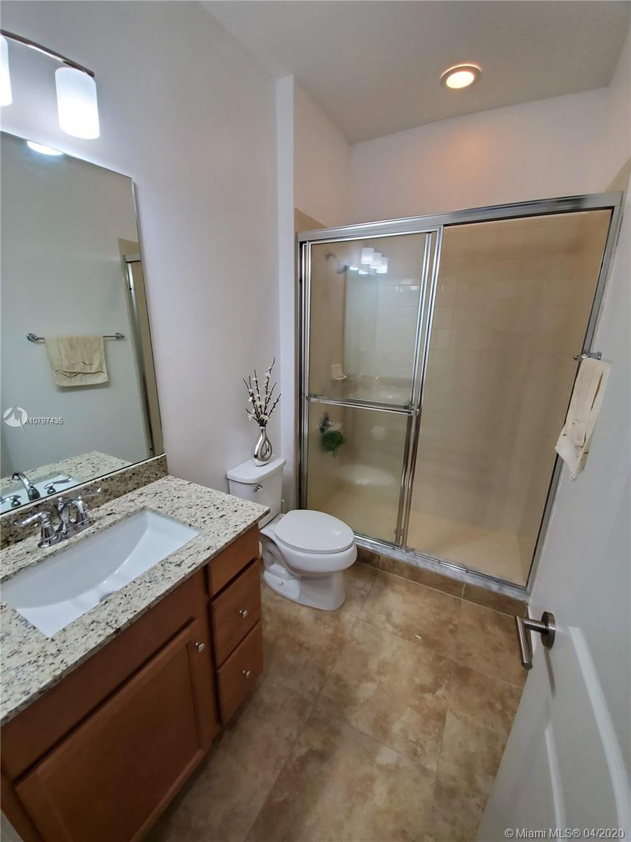 PALM RIDGE GARDENS - Residential