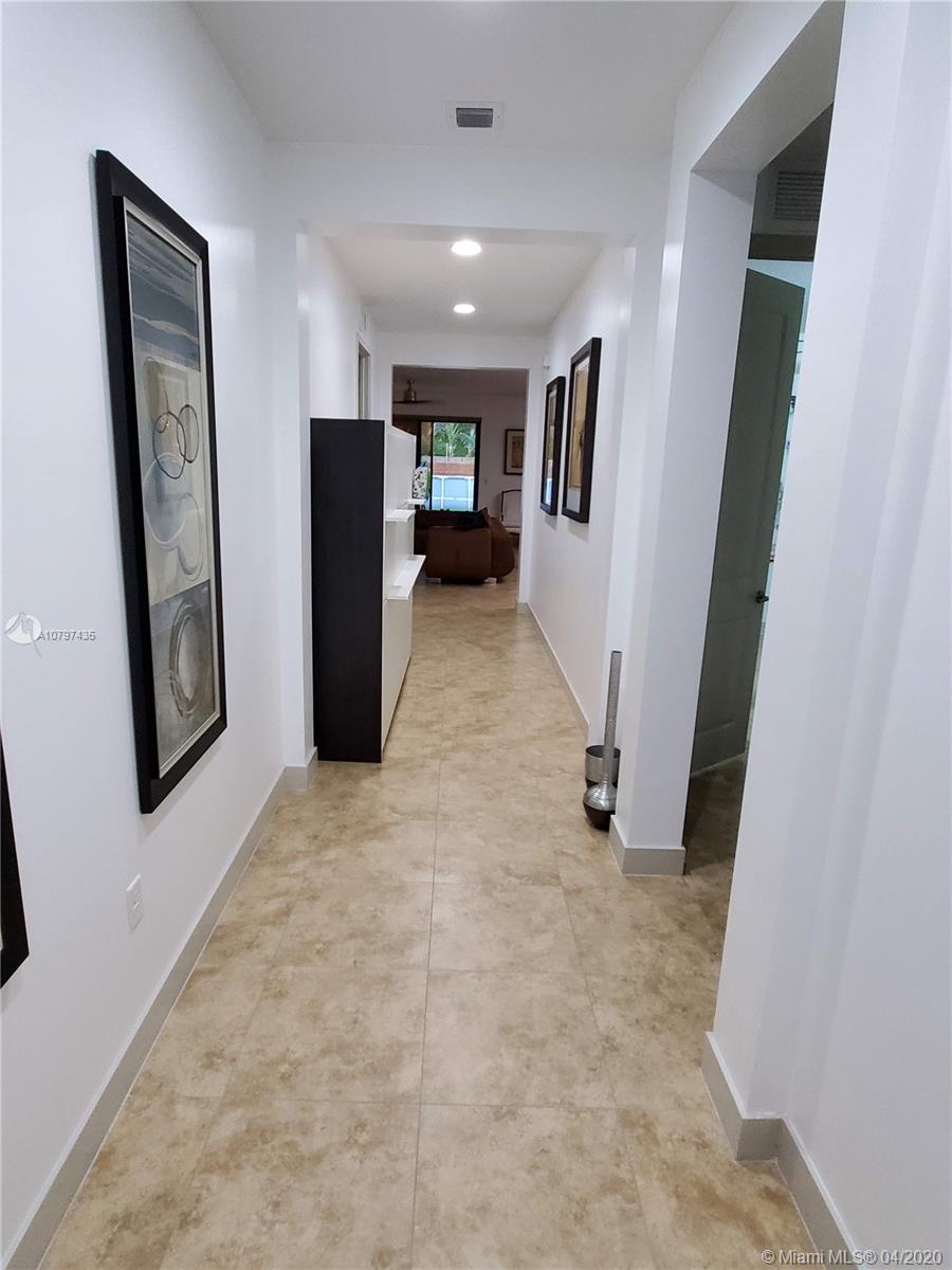 PALM RIDGE GARDENS - Residential