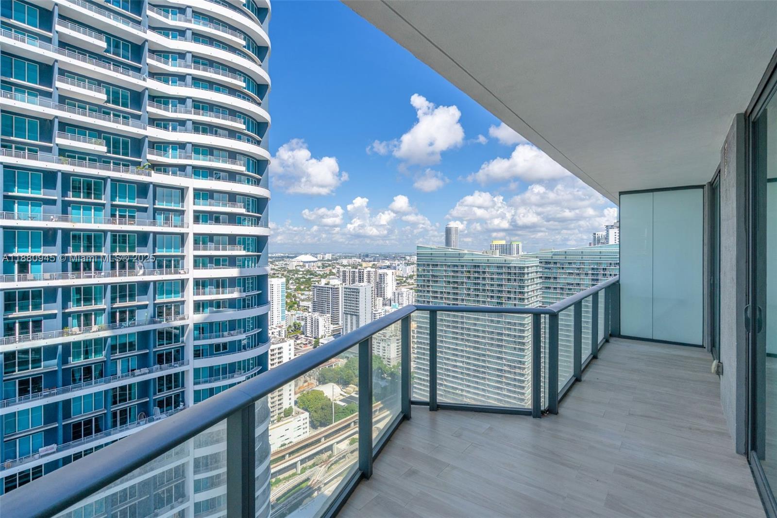 1300 S MIAMI AVENUE CONDO - Residential