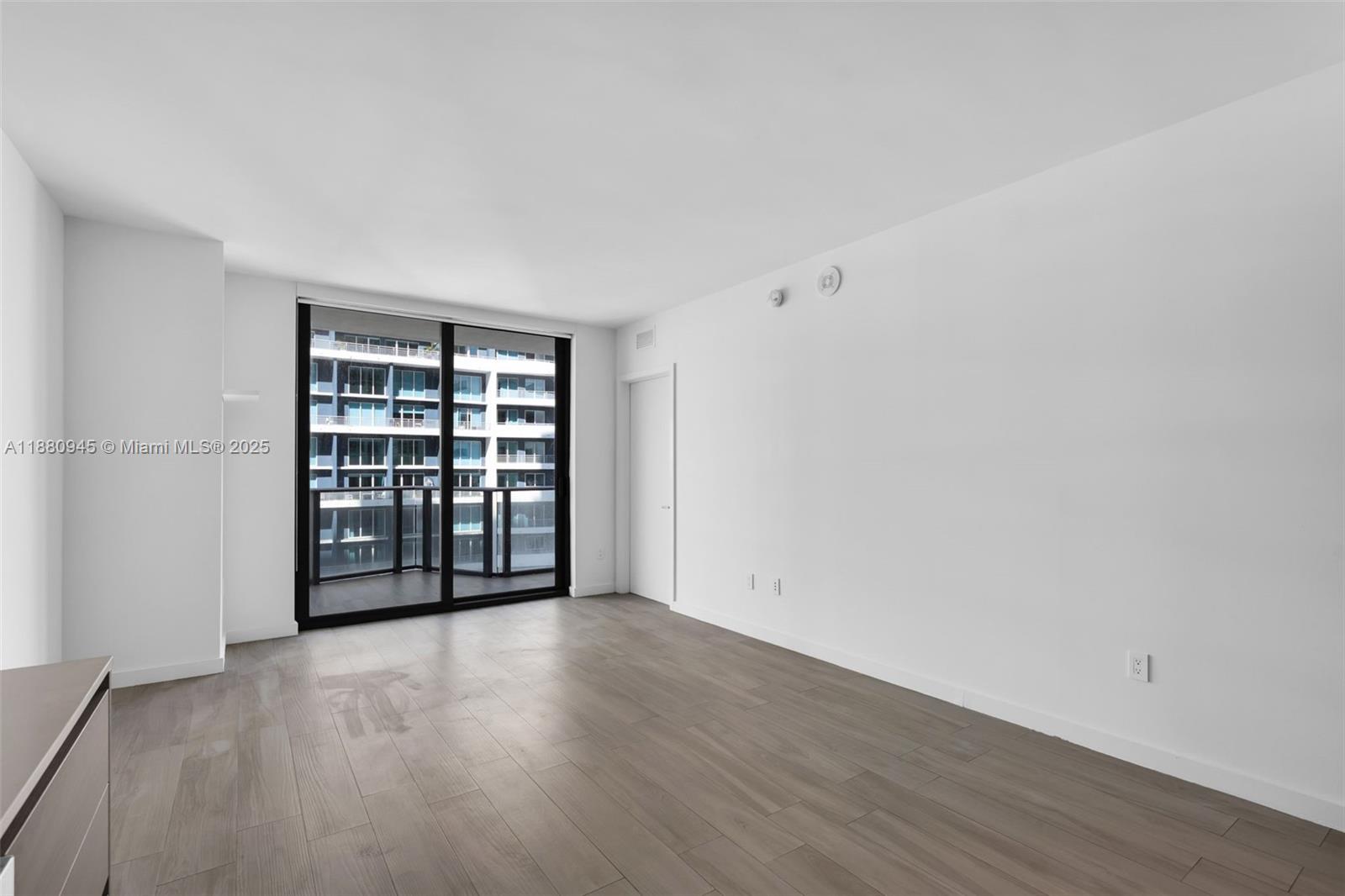 1300 S MIAMI AVENUE CONDO - Residential