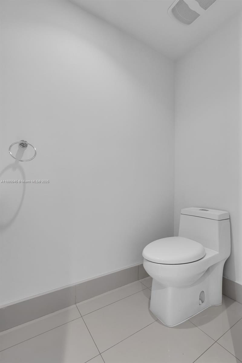 1300 S MIAMI AVENUE CONDO - Residential