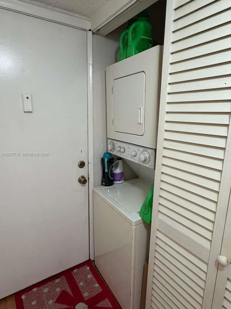 PINE LAKE SEVEN CONDO - Residential