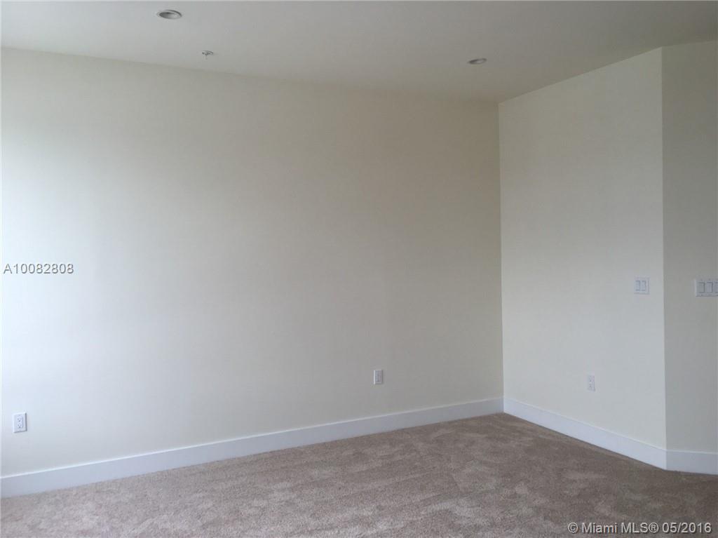 LANDMARK - Residential Lease