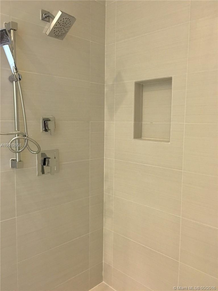 LANDMARK - Residential Lease