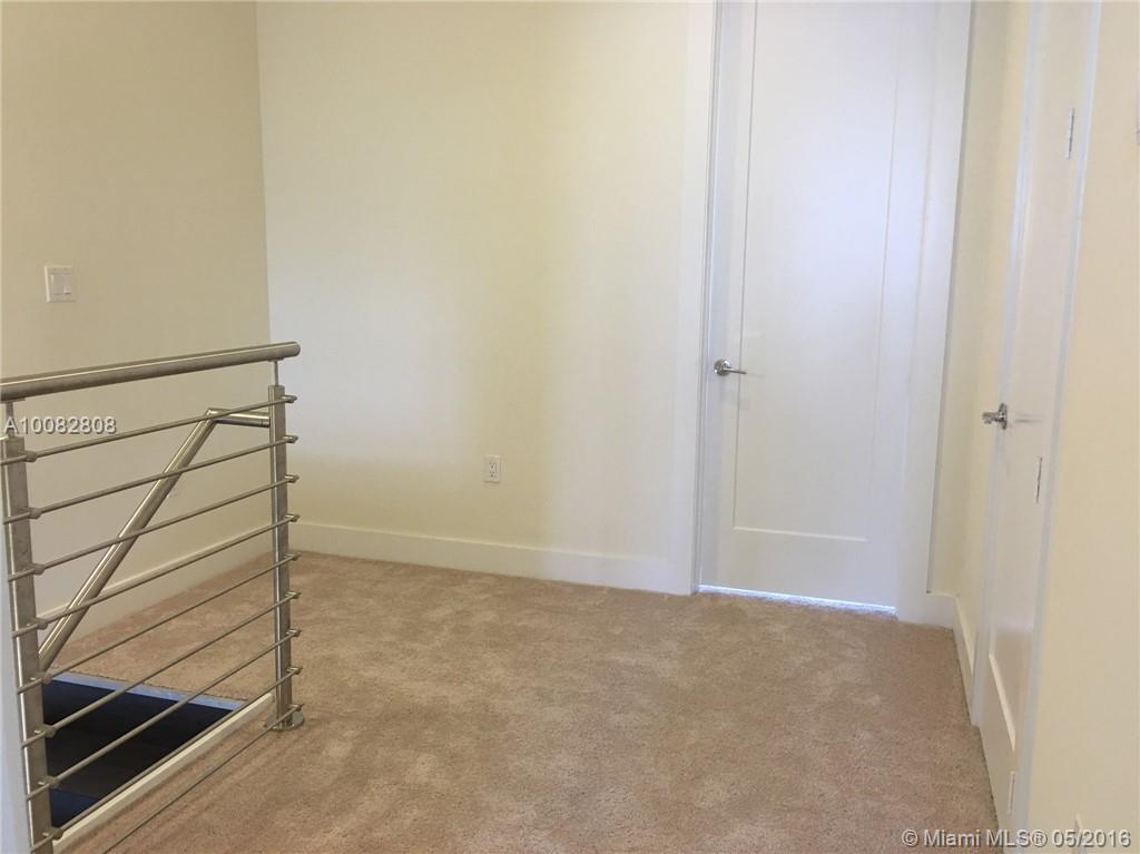 LANDMARK - Residential Lease