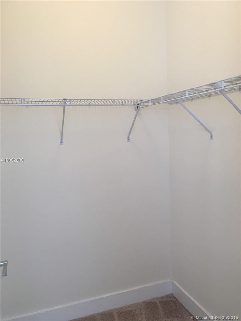 LANDMARK - Residential Lease