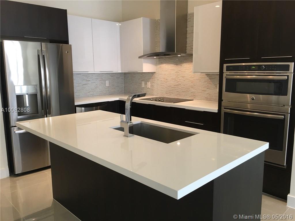 LANDMARK - Residential Lease