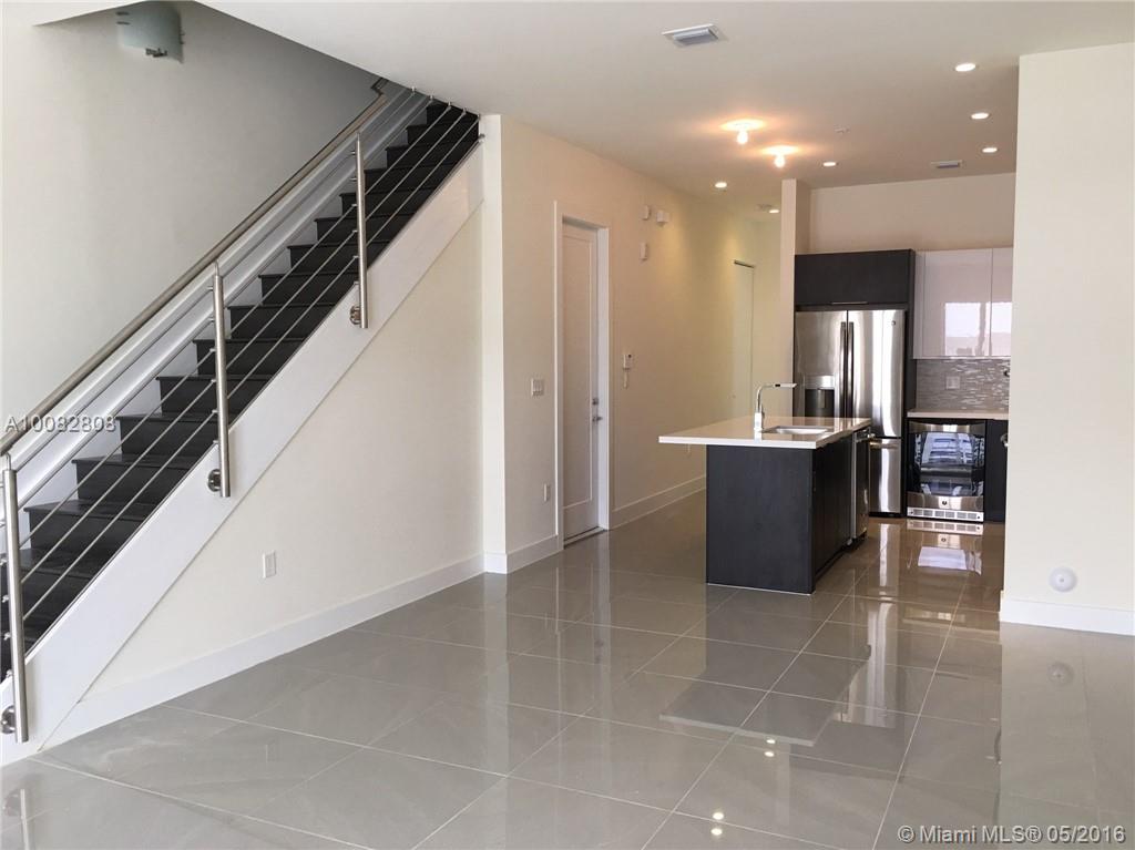 LANDMARK - Residential Lease