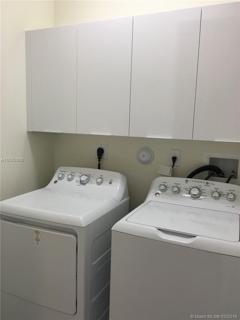 LANDMARK - Residential Lease