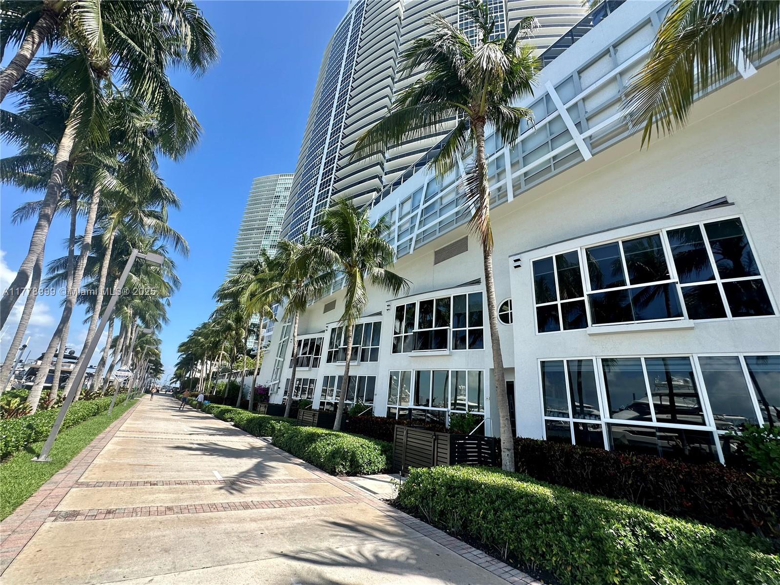 400 Alton Rd TH-4M