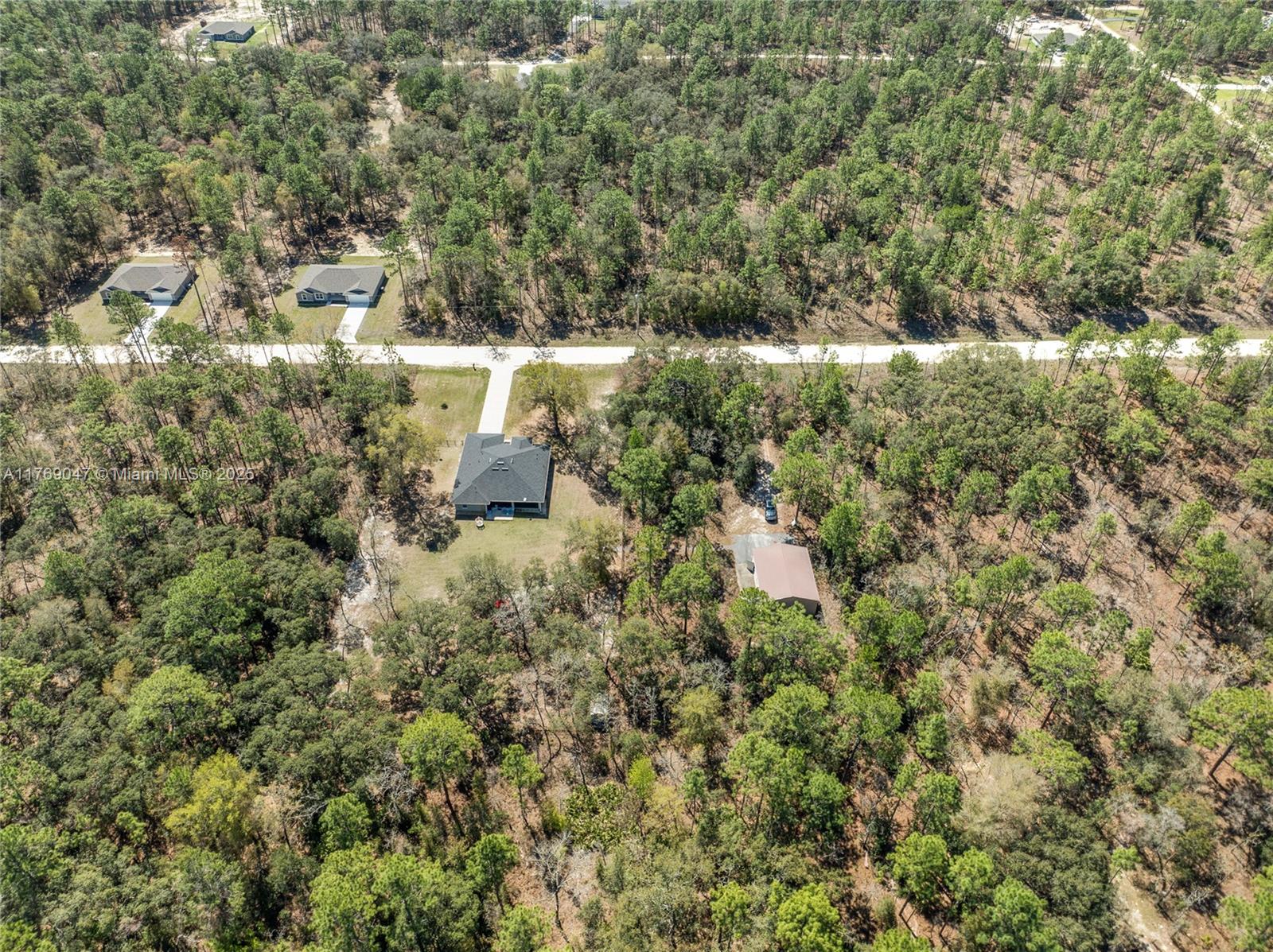 ROLLING HILLS - Residential